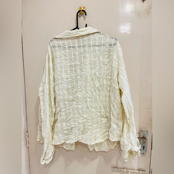 White very beautiful shirt - Picture 8 of 11